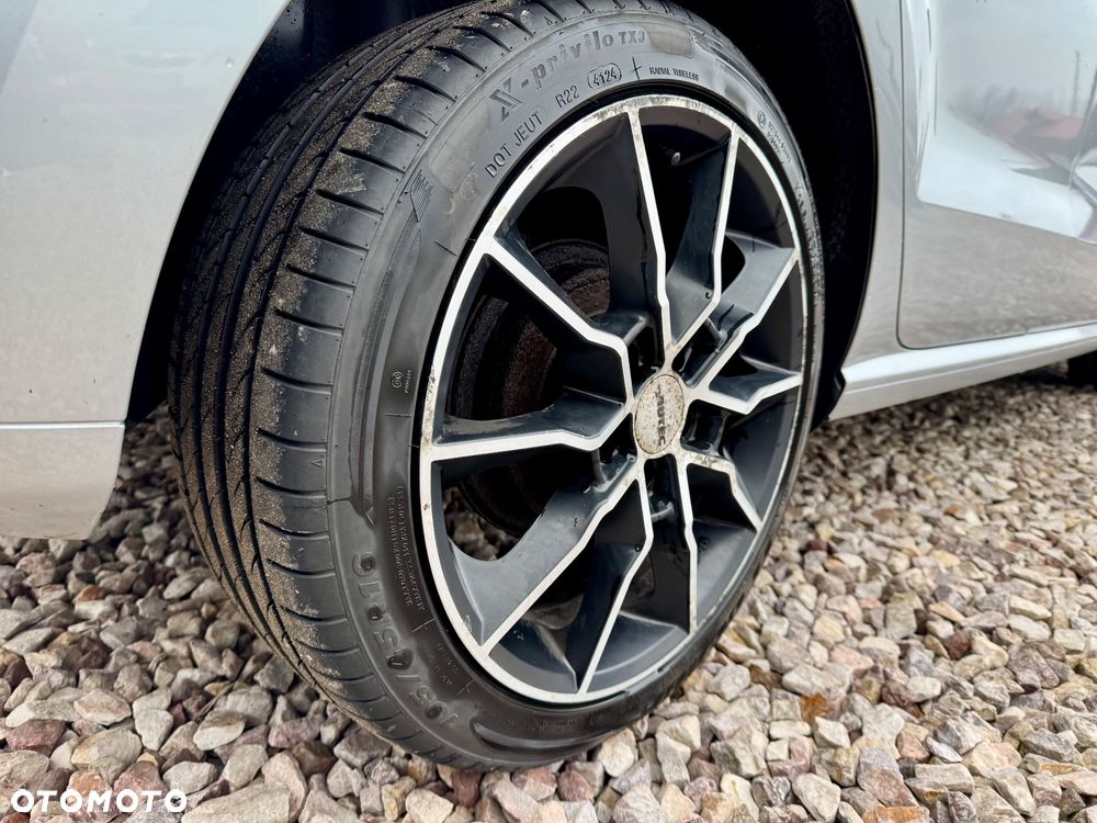 Volkswagen Polo - 11