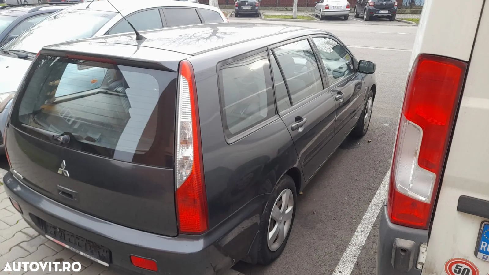 Dezmembrez mitsubishi lancer - 1