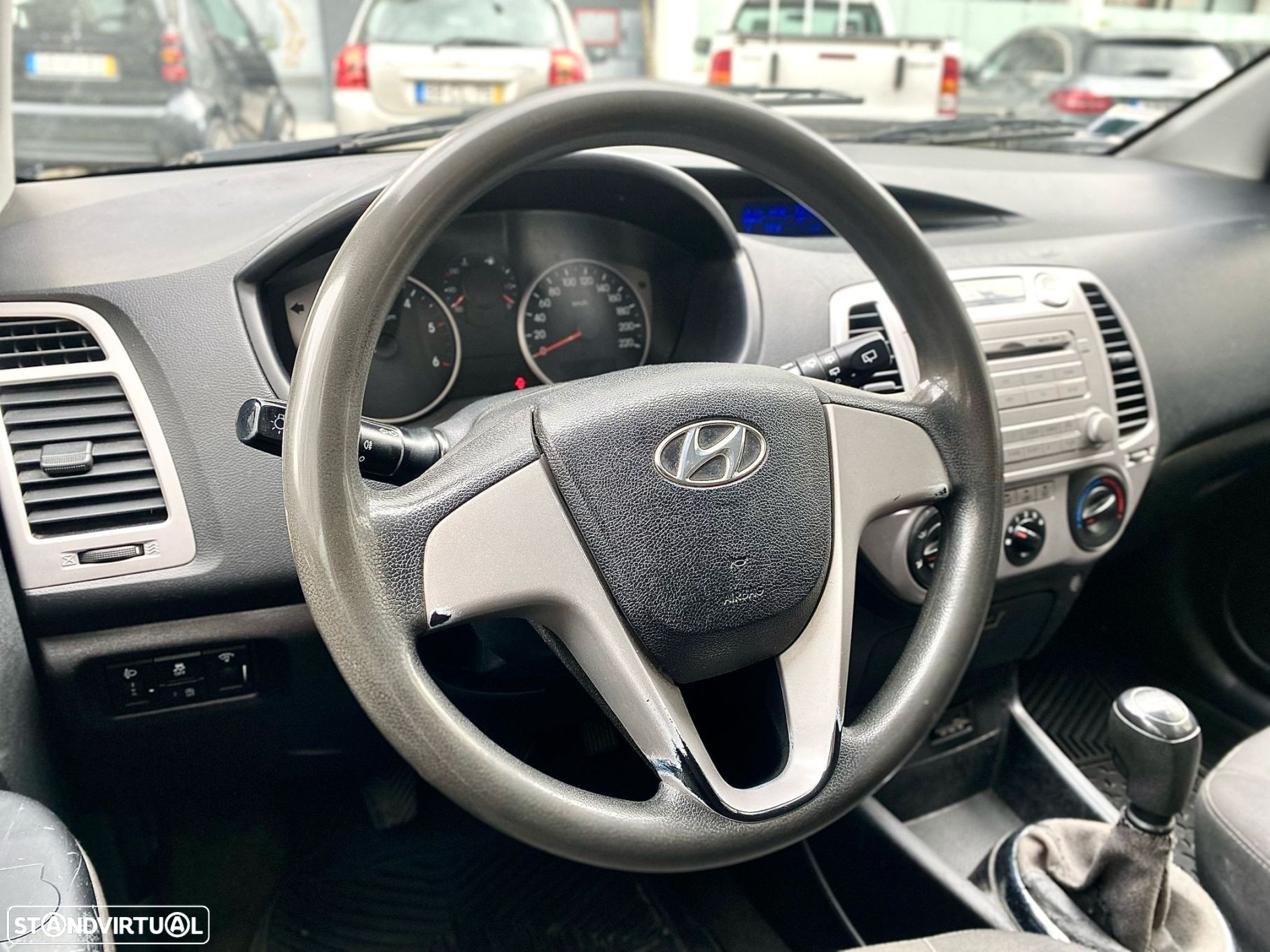 Hyundai i20 blue 1.4 CRDi Classic - 17