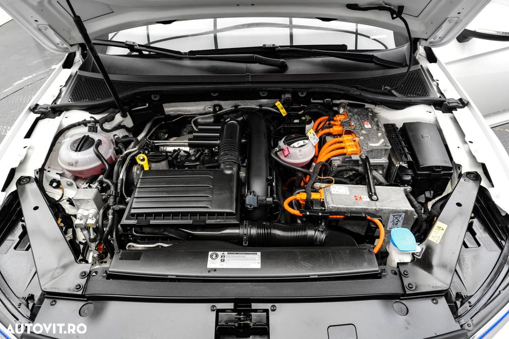 Volkswagen Passat 1.4 TSI DSG GTE - 31