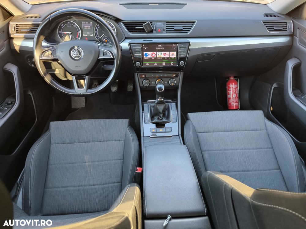 Skoda Superb 1.6 TDI Ambition - 6