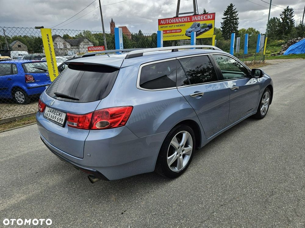 Honda Accord - 4