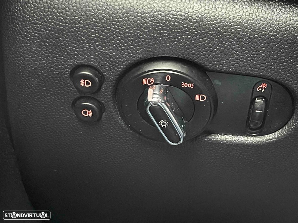 MINI 5 Portas Cooper S - 33