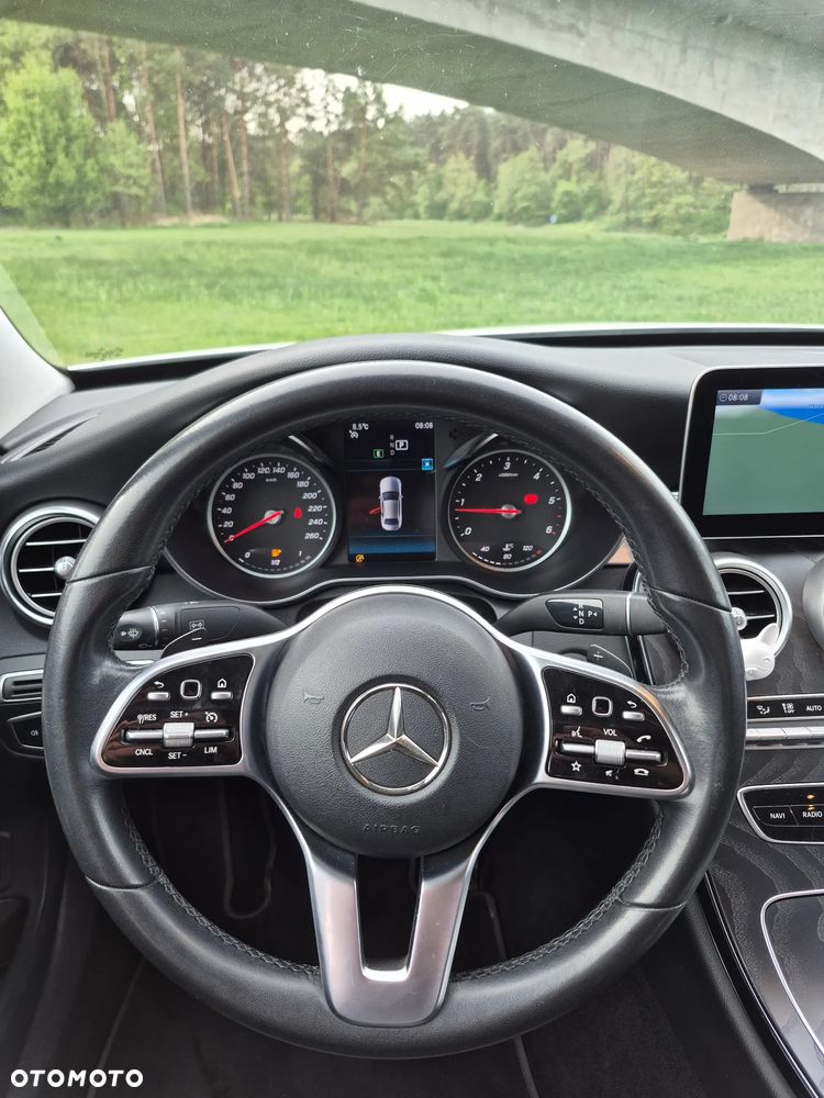 Mercedes-Benz Klasa C 220 d 4MATIC 9G-TRONIC - 26