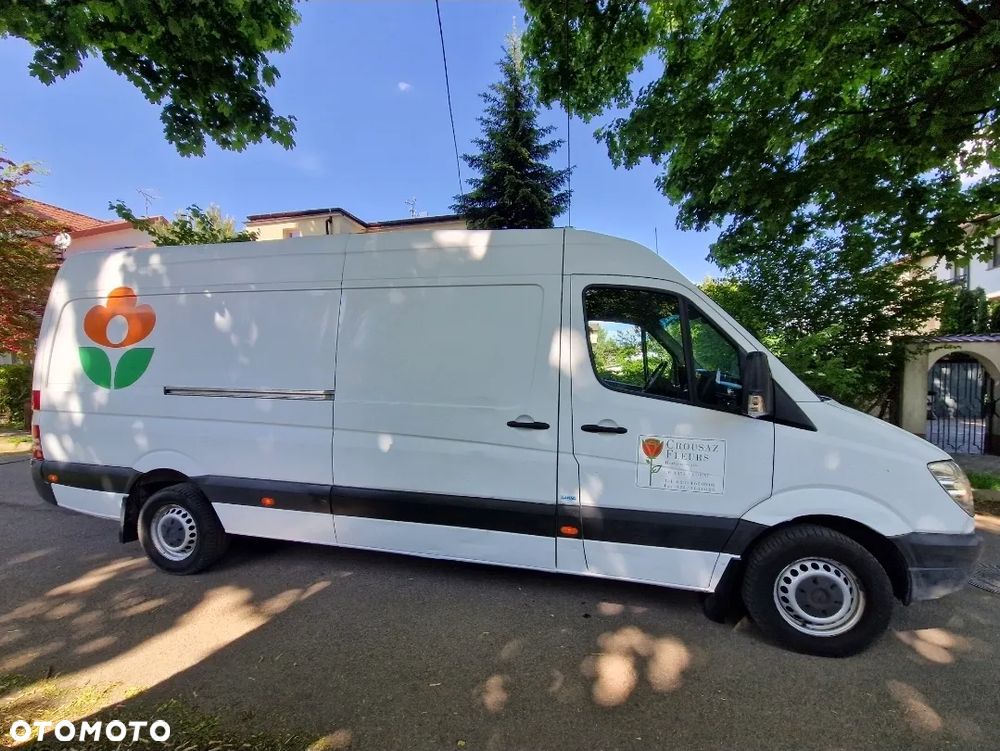 Mercedes-Benz Sprinter - 4