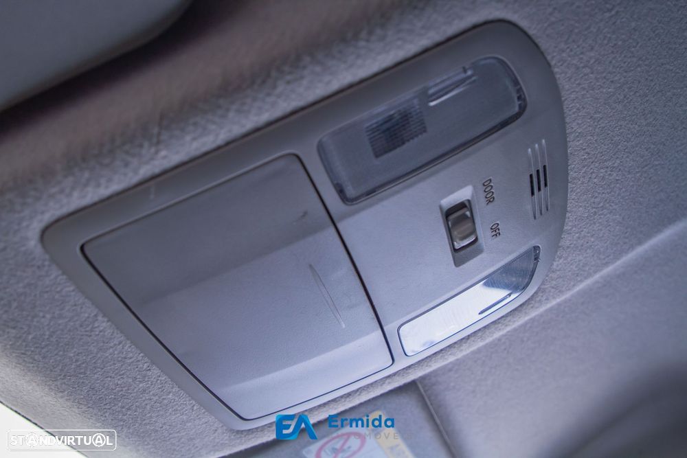 Toyota Hilux 2.4 D-4D 4WD CD CH - 48