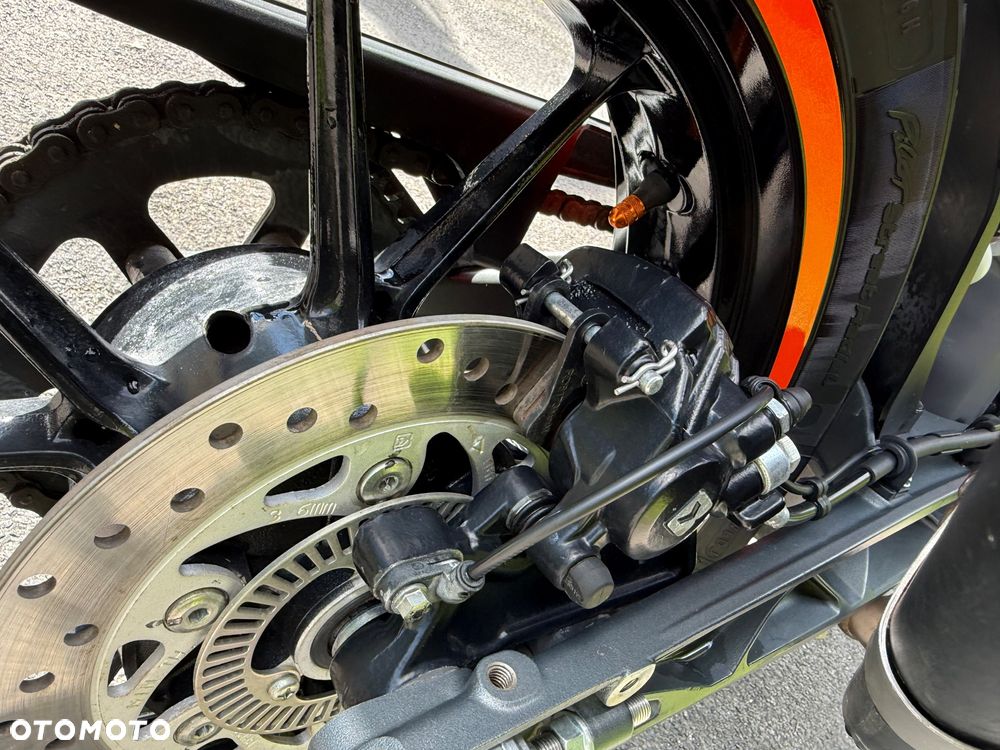 KTM Duke 125 - 10