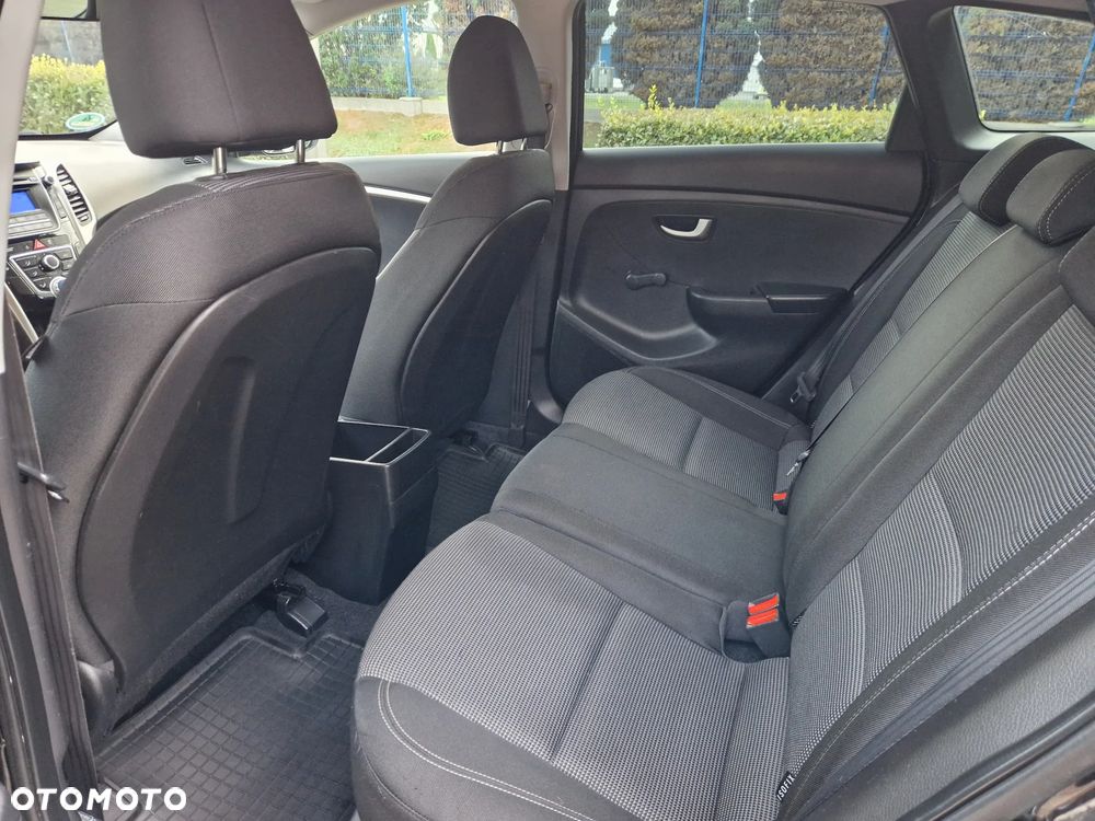 Hyundai i30 - 29
