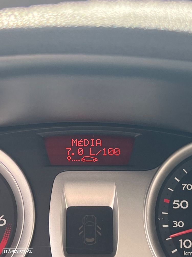 Renault Clio Break 1.2 TCE Dynamique S - 20