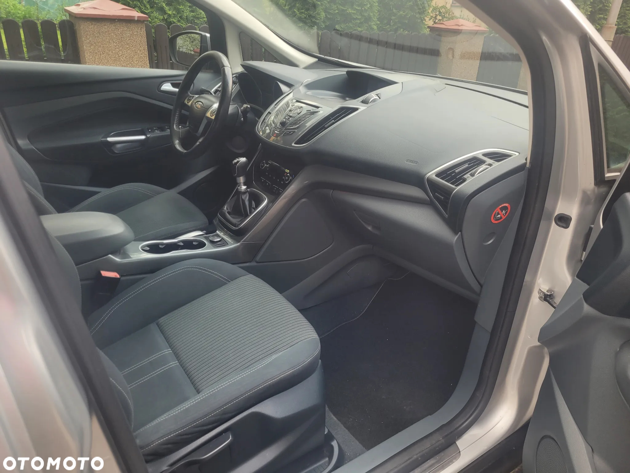 Ford Grand C-MAX - 12