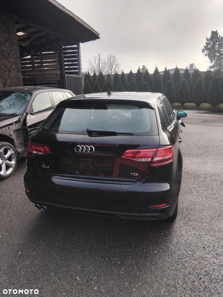 Audi A3 Sportback - 3