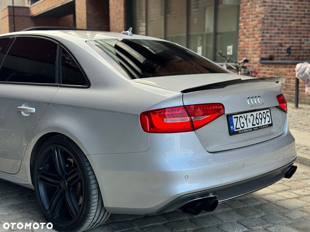 Audi S4 Limousine - 19