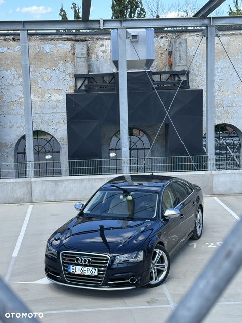 Audi S8 - 19
