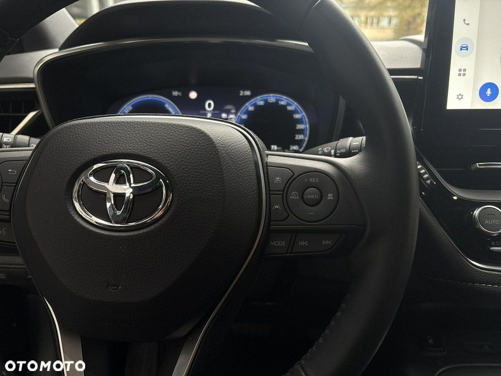 Toyota Corolla - 24
