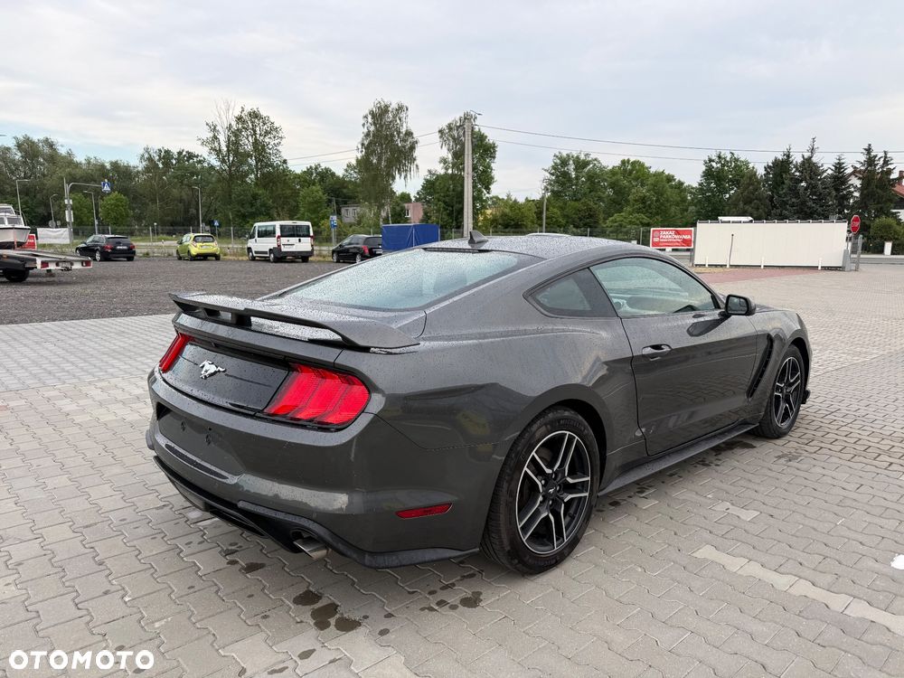 Ford Mustang 2.3 Eco Boost - 7