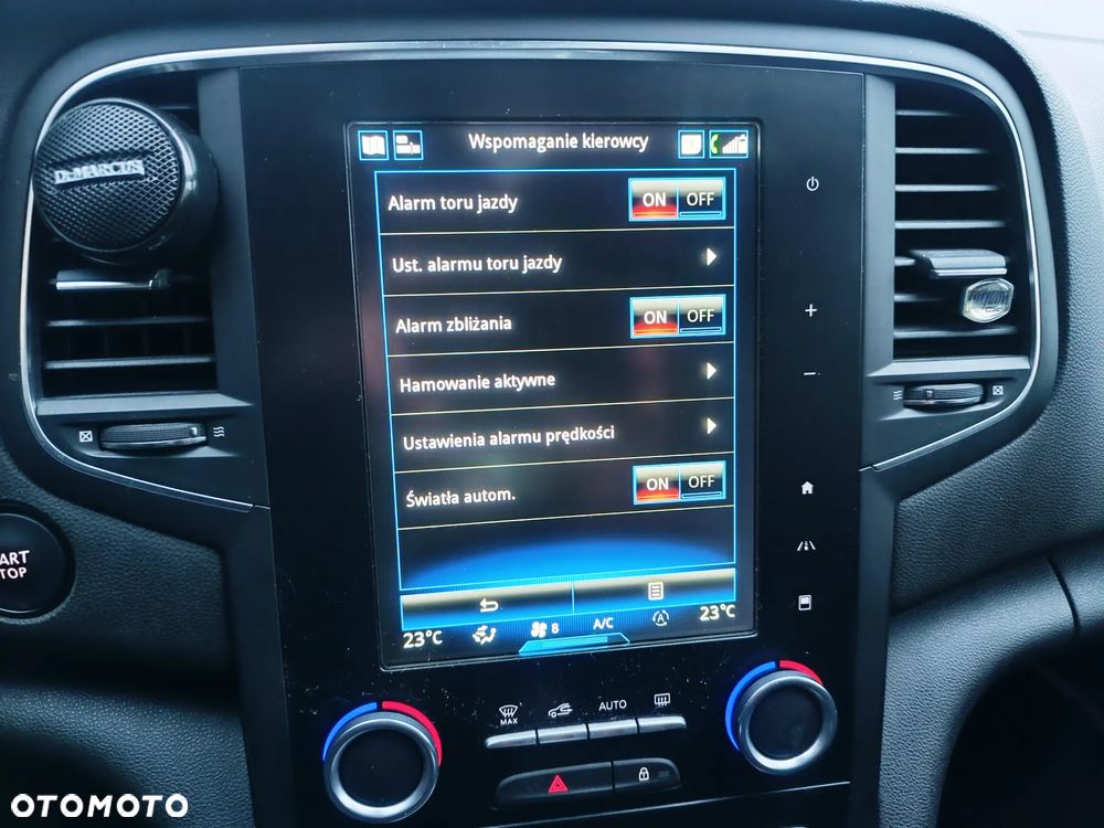 Renault Megane 1.5 Blue dCi Limited - 11