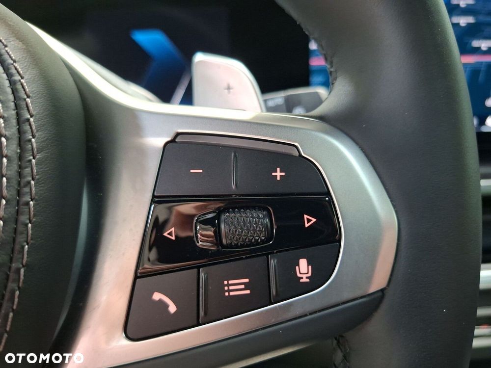BMW X7 - 29