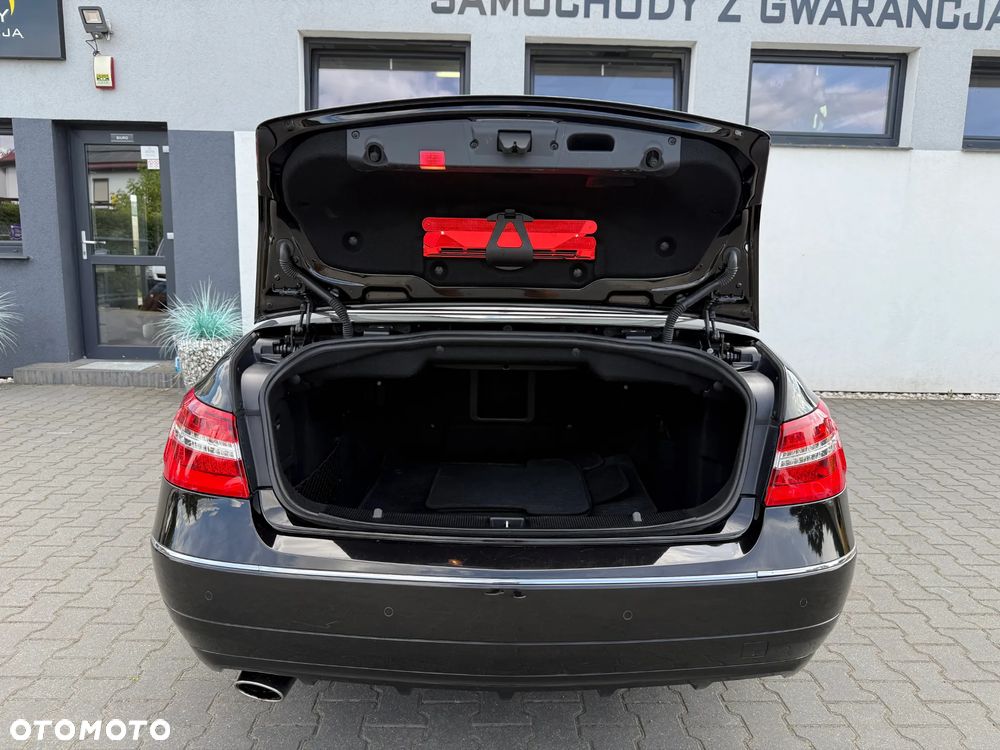 Mercedes-Benz Klasa E - 33