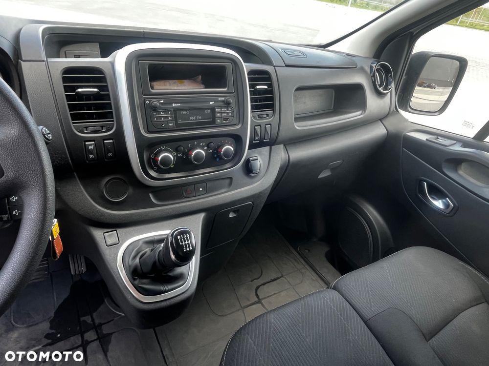 Renault Trafic - 13