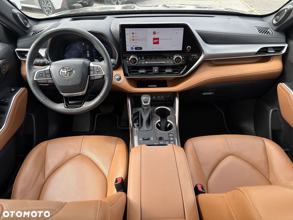 Toyota Highlander - 11