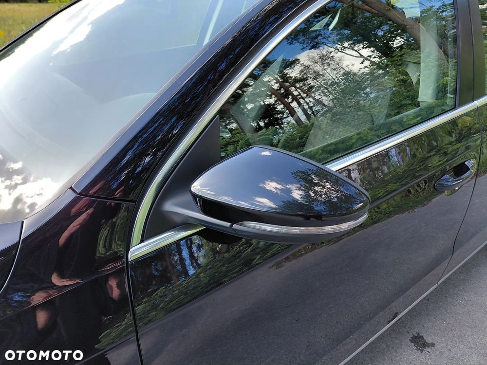 Volkswagen Passat 2.0 TDI Comfortline DSG - 11