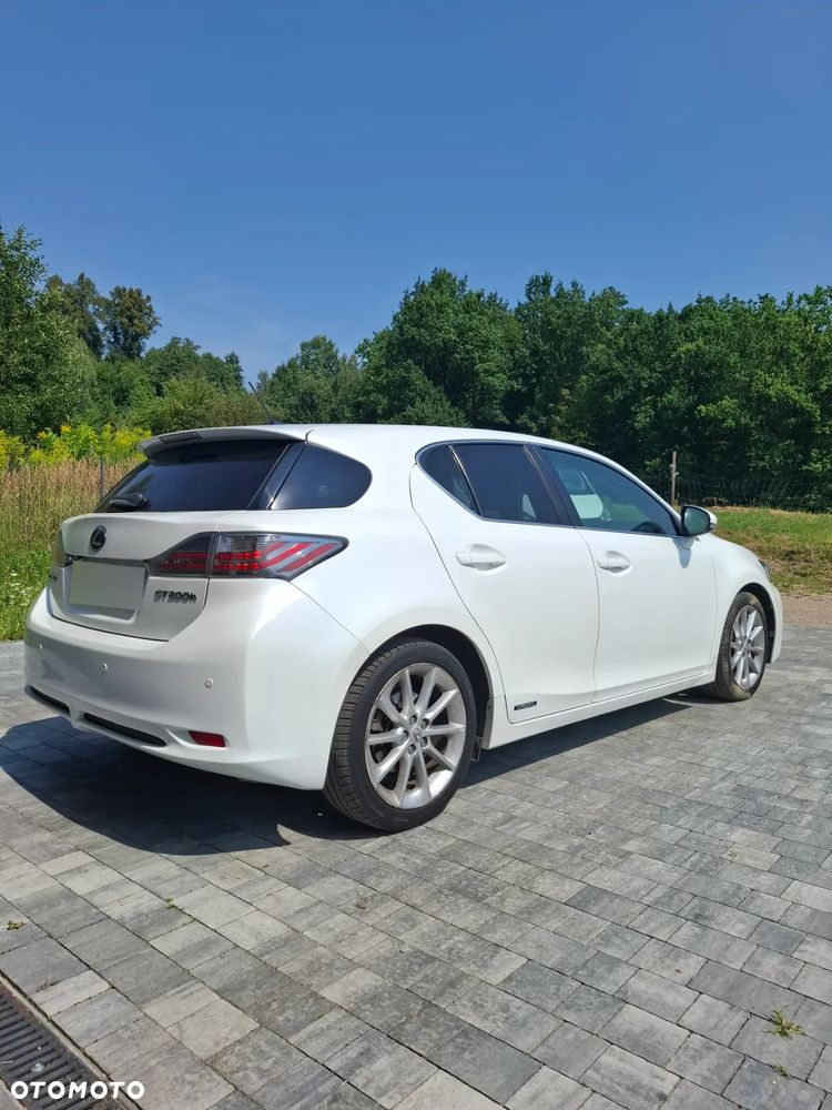 Lexus CT 200h Comfort - 4