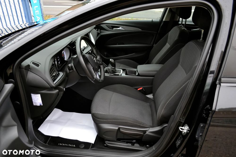 Opel Insignia - 14