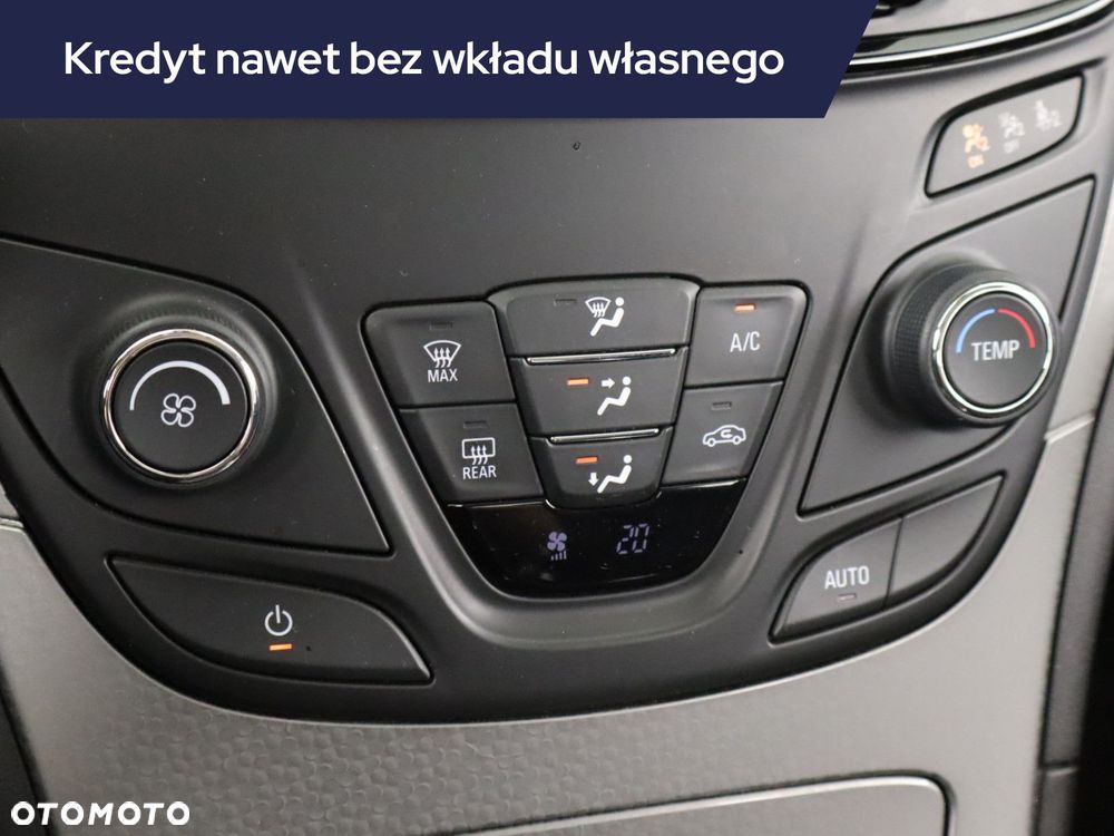 Opel Insignia - 19