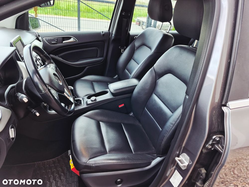 Mercedes-Benz Klasa B 180 BlueEFFICIENCY Edition Style - 10