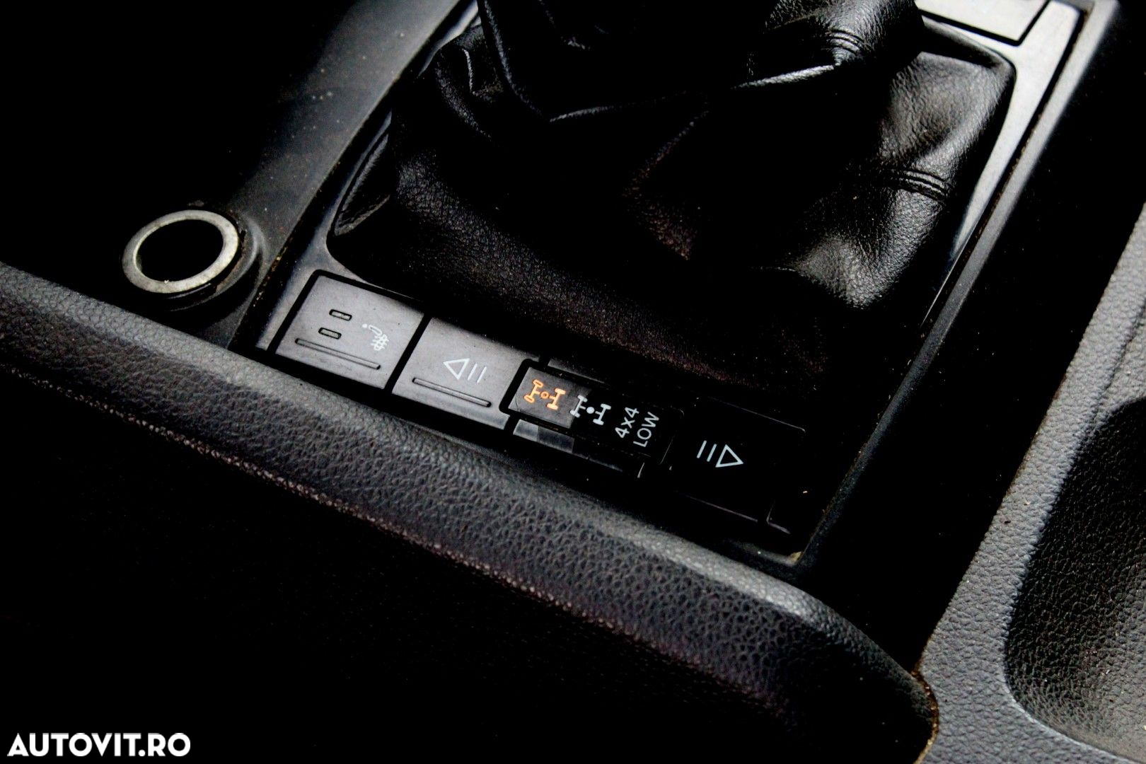 Volkswagen Amarok - 16