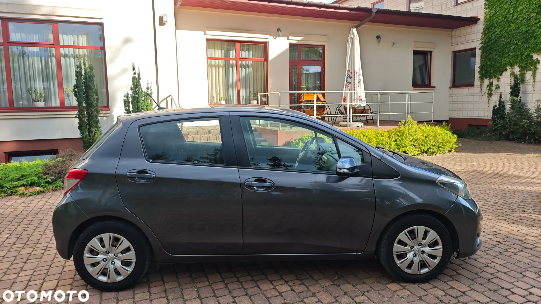 Toyota Yaris 1.0 Active - 11