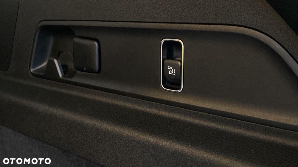 Mercedes-Benz GLE - 21