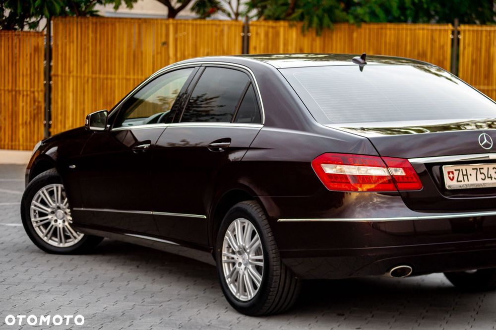 Mercedes-Benz Klasa E 350 CDI BlueEff Elegance - 15