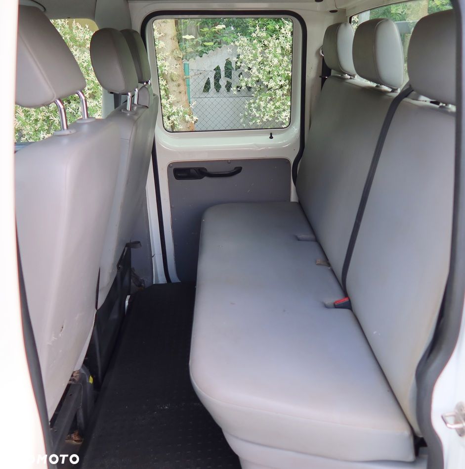 Volkswagen Transporter - 17