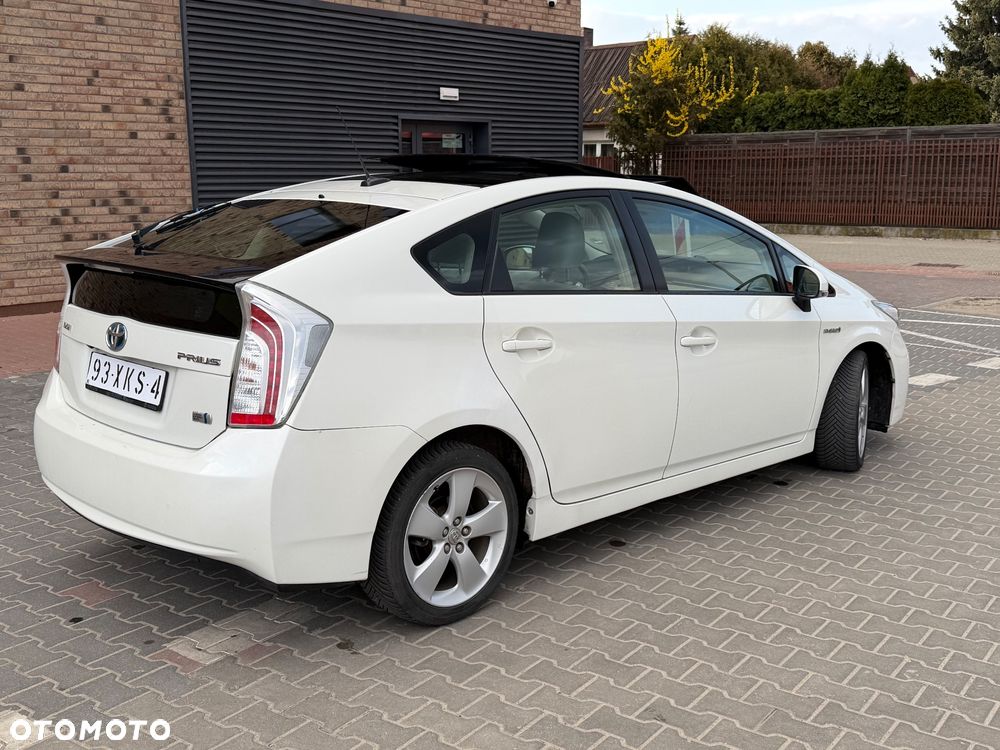 Toyota Prius 1.8 HSD Premium - 7