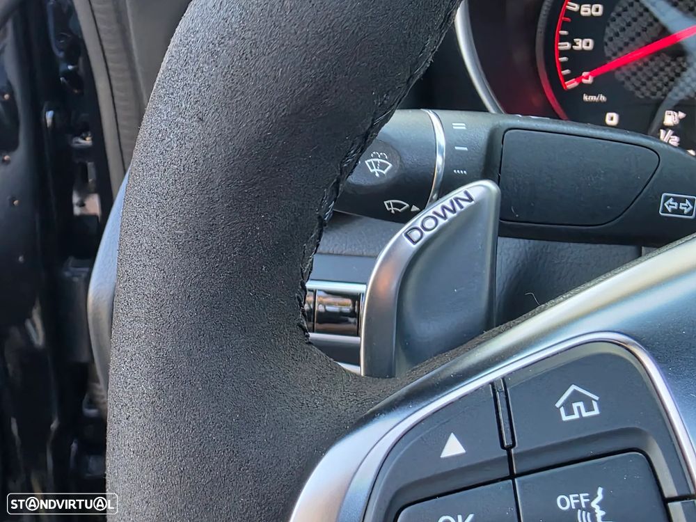 Mercedes-Benz C 63 AMG S Speedshift 7G-MCT - 32