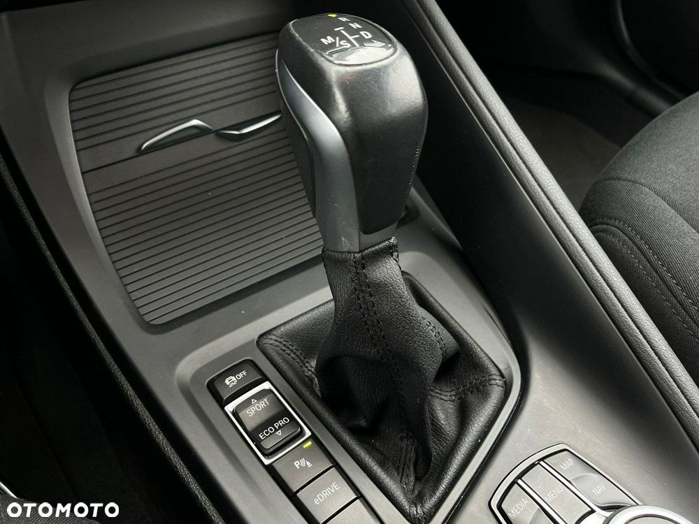 BMW X1 xDrive25e Advantage - 22