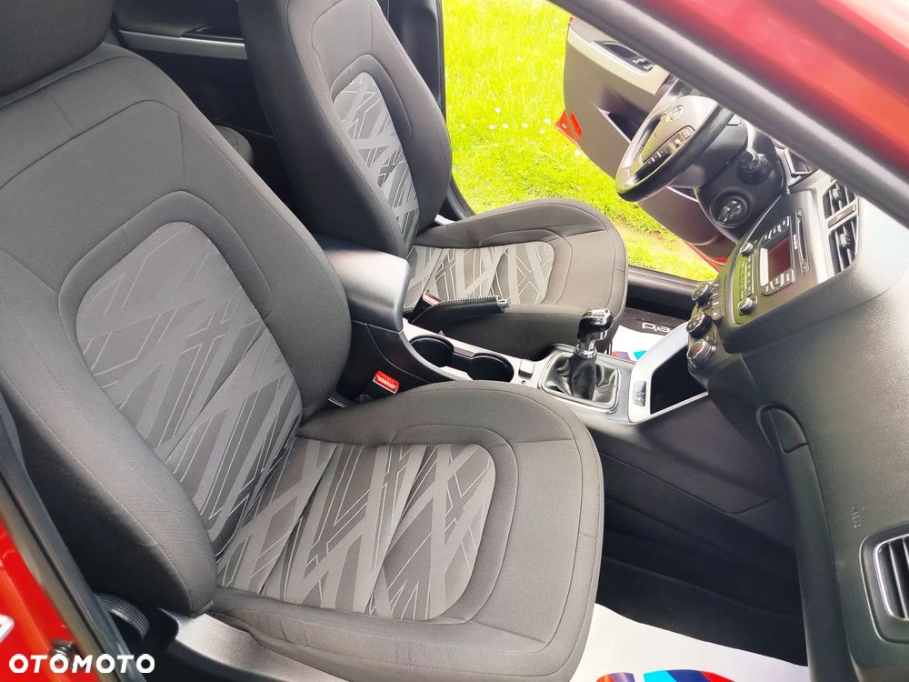 Kia Ceed 1.4 CVVT SW LX - 27