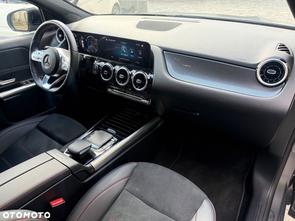 Mercedes-Benz GLA 200 d AMG Line - 6