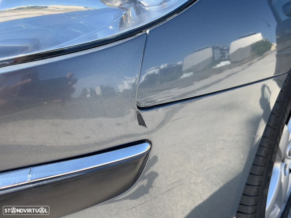 Peugeot 407 SW 2.0 HDi Executive - 27