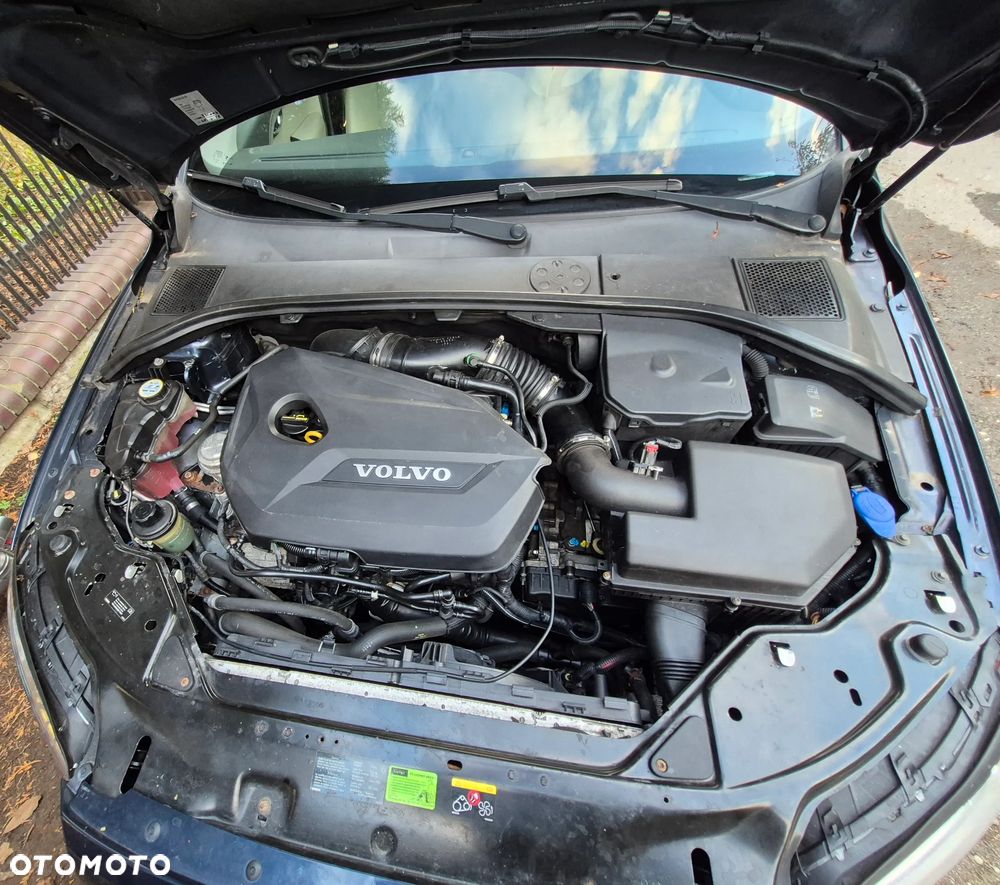 Volvo V70 - 25