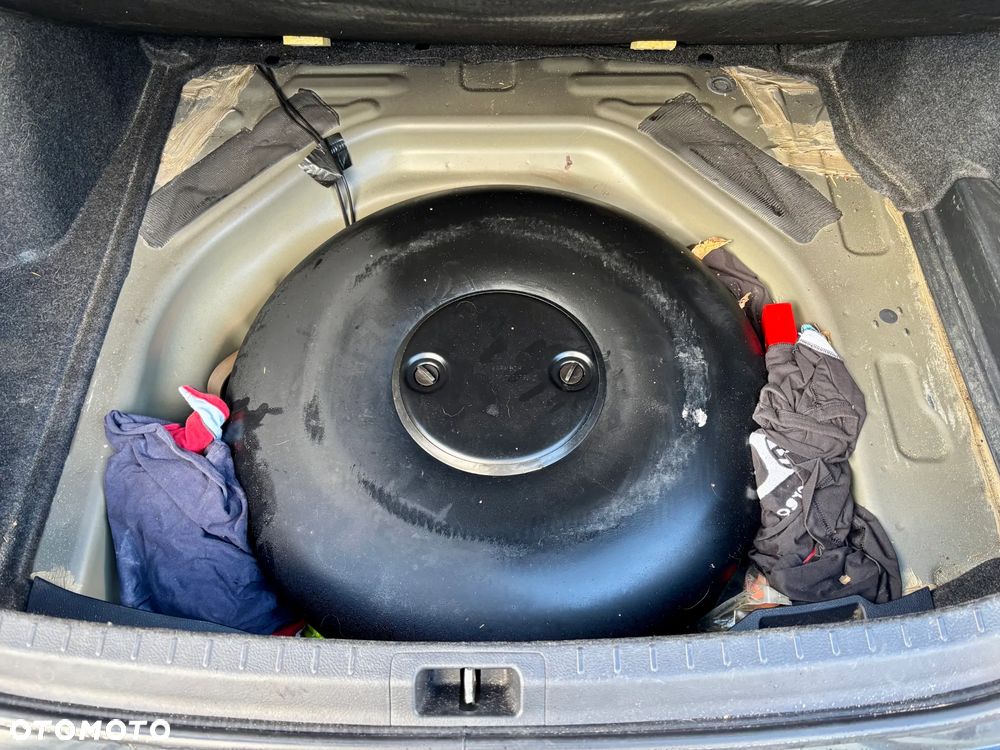 Toyota Corolla 1.6 Comfort - 16