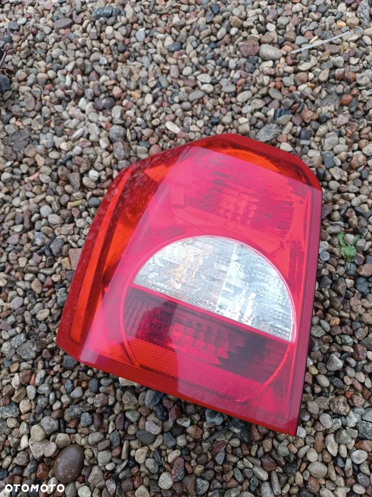 DODGE CALIBER I LAMPA TYŁ TYLNA LEWA KOMPLETNA - 1