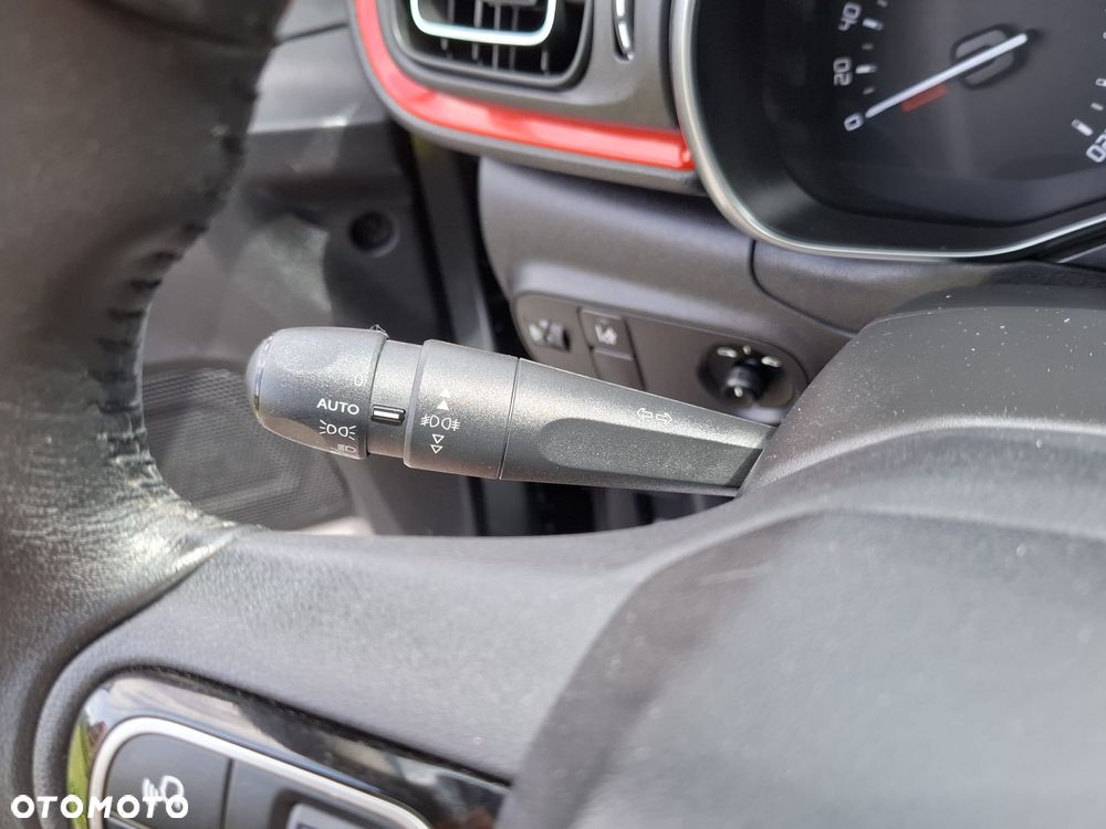 Citroën C3 Pure Tech (VTi) 82 Exclusive - 32