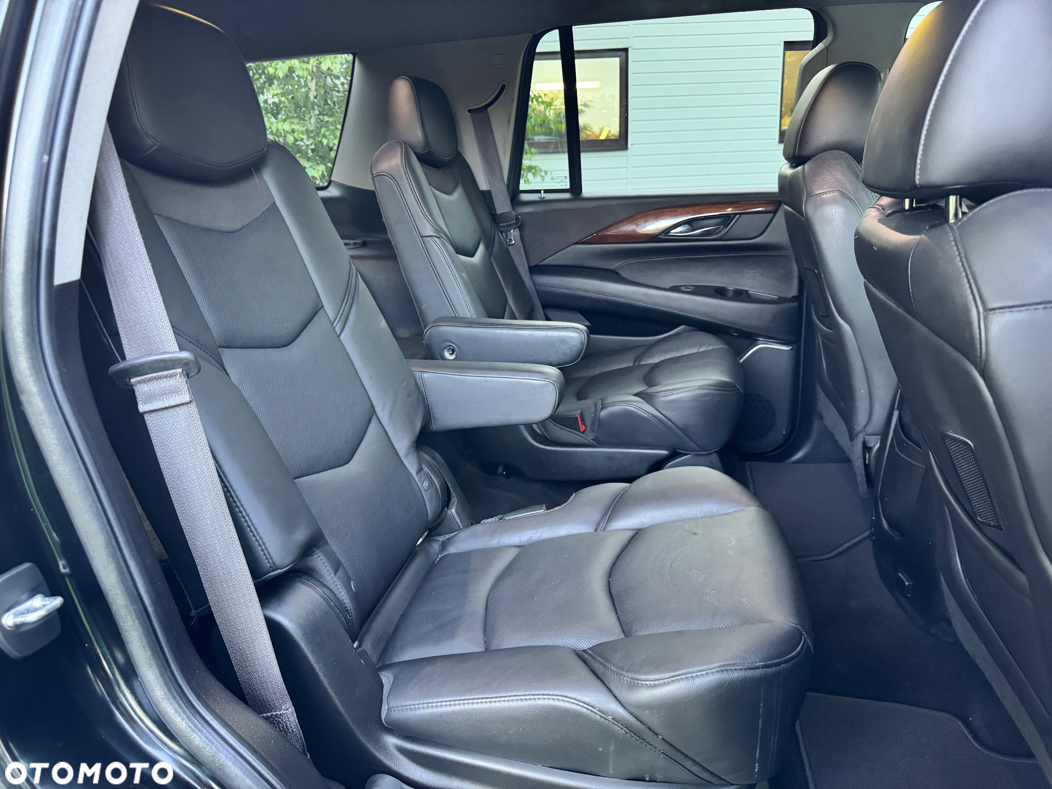 Cadillac Escalade 6.2 V8 AWD AT Premium - 38