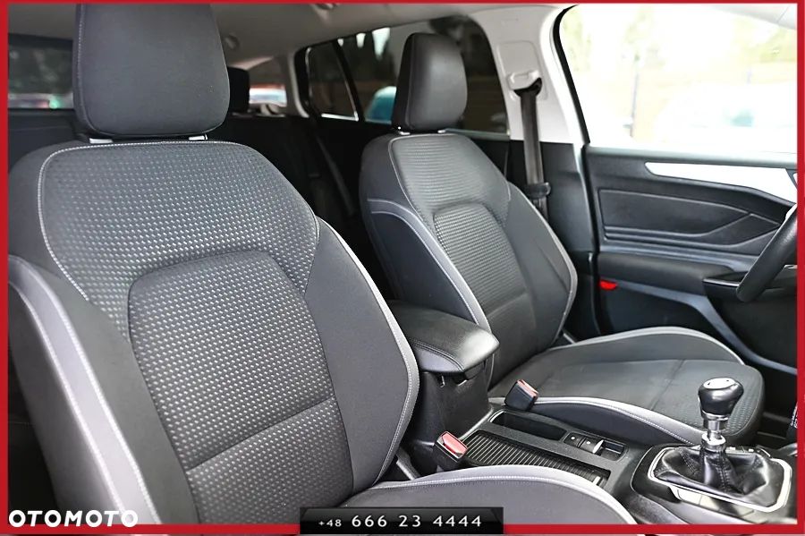 Ford Focus 1.5 EcoBlue STart-Stopp-System TITANIUM - 22