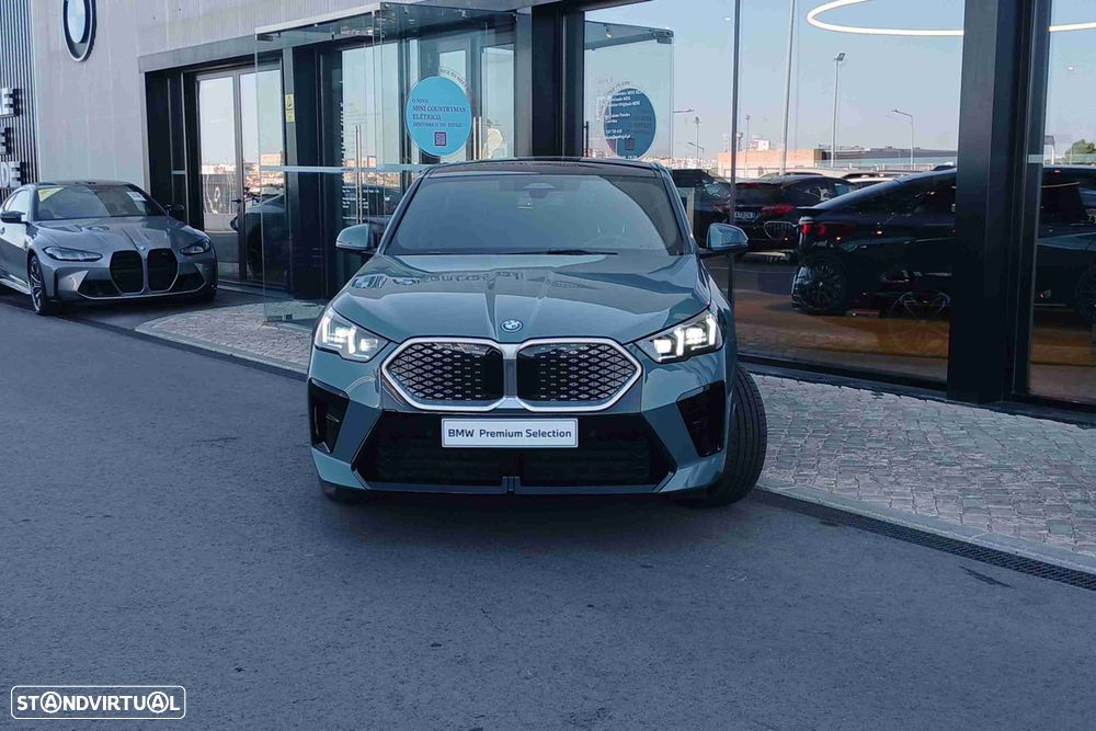 BMW iX2 xDrive30 - 5