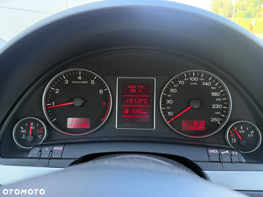 Audi A4 Limousine - 35