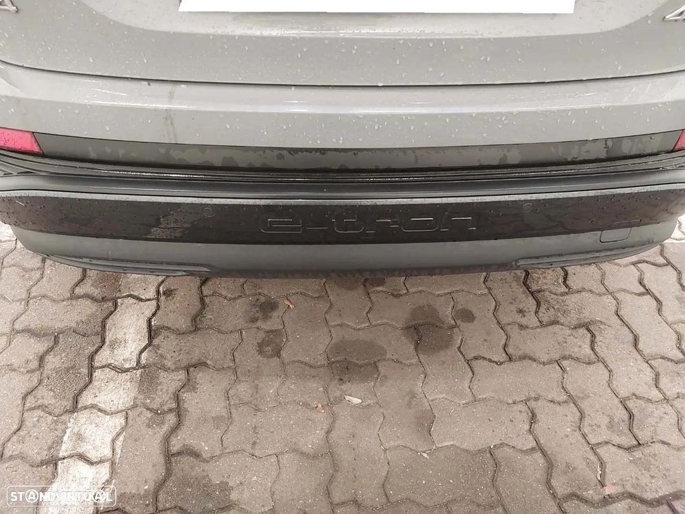 Audi Q4 e-tron 40 - 8