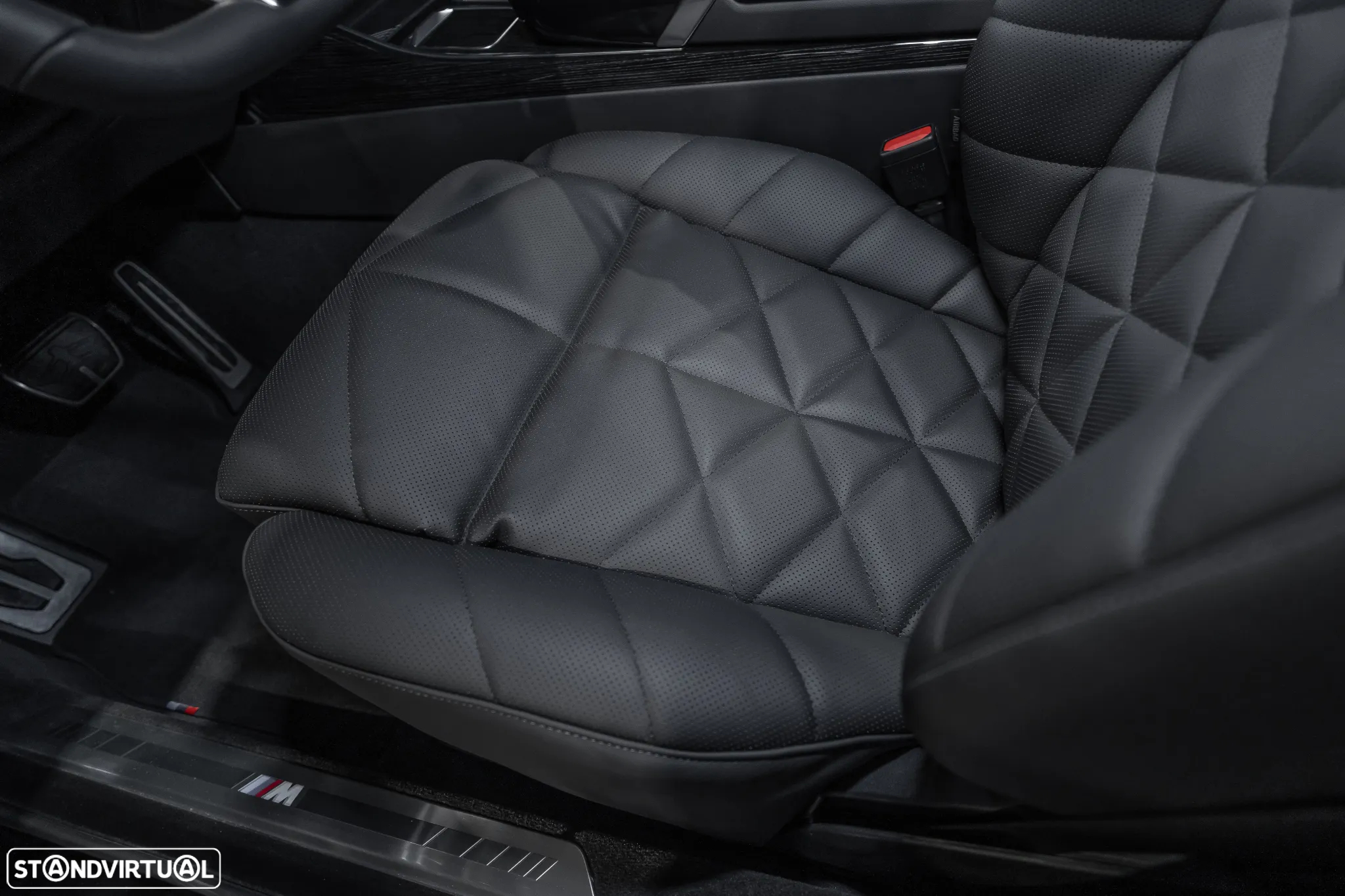 BMW 750 750e xDrive Pack Desportivo M - 27